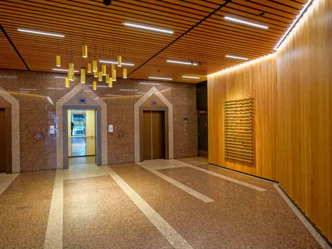 Fabulous Harbour Front Office Floor