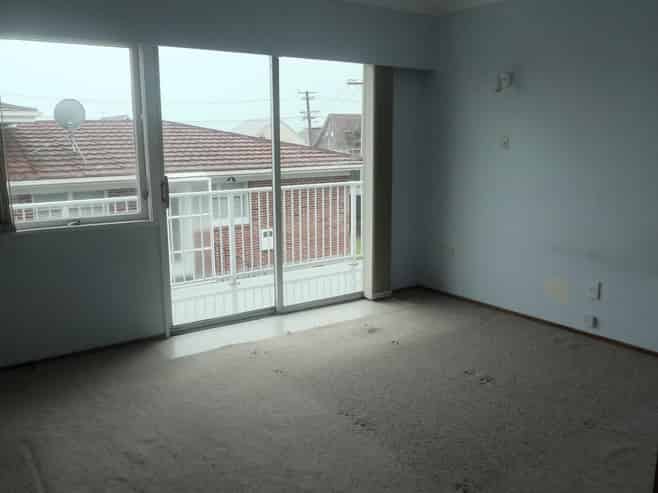 2/1 Sayegh Street, St Heliers