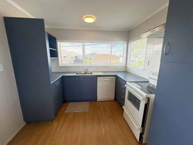 2/1 Sayegh Street, St Heliers