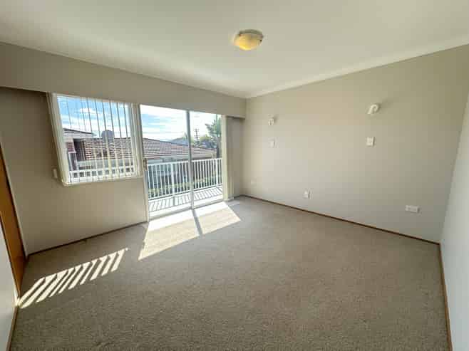 2/1 Sayegh Street, St Heliers
