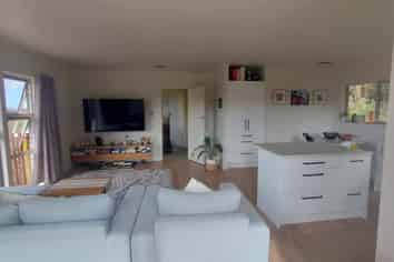 48A Ravenwood Drive, Forrest Hill