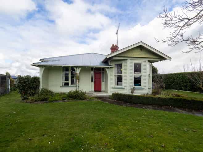 38 Wellington Street, HAMPSTEAD