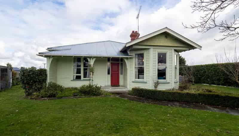 38 Wellington Street, HAMPSTEAD