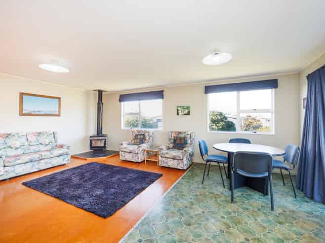 24 Te Kiri Street, Himatangi Beach
