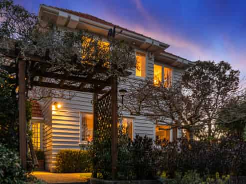 66 Messines Road, Karori
