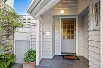 66 Messines Road, Karori