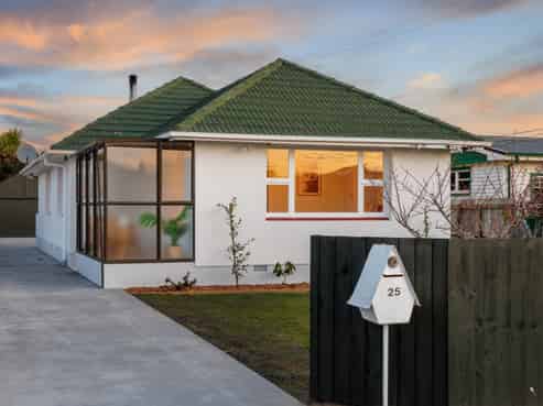 25 Cradock Street, South New Brighton