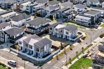 19, 21  Habitat Place &  34 Observation Green, Hobsonville
