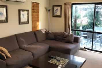 40A Houchens Road, Glenview
