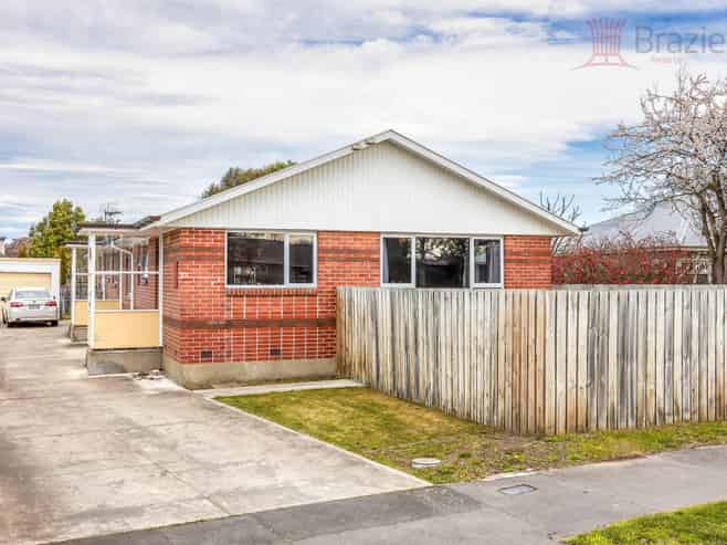 1 & 2/6 Blighs Road, Strowan