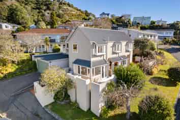 4 Ridd Crescent, Karori