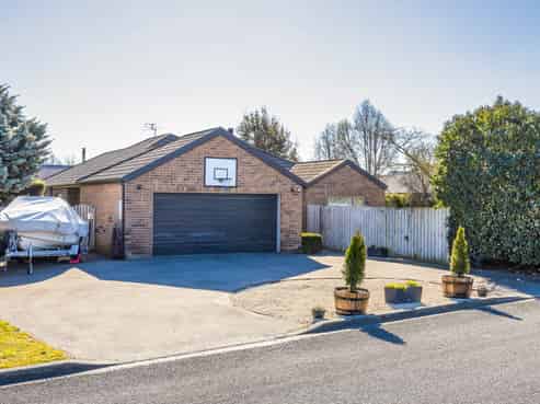 21 Willowside Place, Amberley