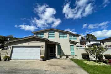 8 Mana Lane, Pinehill