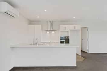12 Wallingford Crescent, ROLLESTON