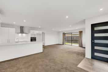 12 Wallingford Crescent, ROLLESTON