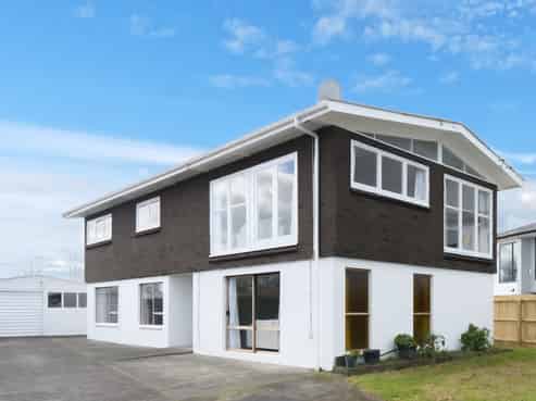 10 Chaucer Place, Blockhouse Bay