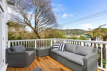 17 Cooper Street, Karori