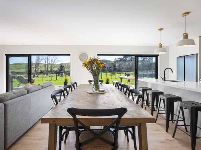 336 Valley Road, Colyton