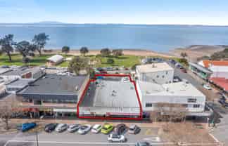 FABULOUS BEACHSIDE DEVELOPMENT SITE!