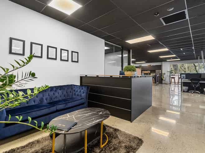 Inviting Victoria Street Office