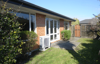2/30 Newnham Terrace, Riccarton