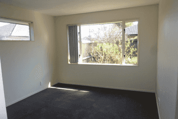 2/30 Newnham Terrace, Riccarton