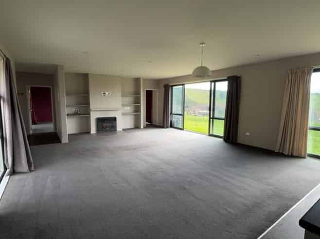 253 Barracks Road, Fairhall