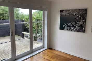 12 Cambridge Road, Martinborough