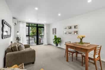 5/2 Malcolm Lane, Thorndon