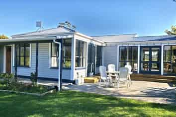 43 Victoria Road, Westport