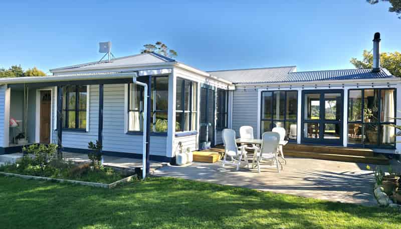 43 Victoria Road, Westport