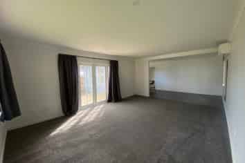 28 Gloucester, Takaro