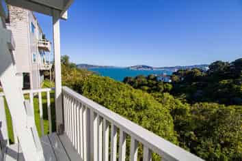 2/72 Homebush Road, Khandallah