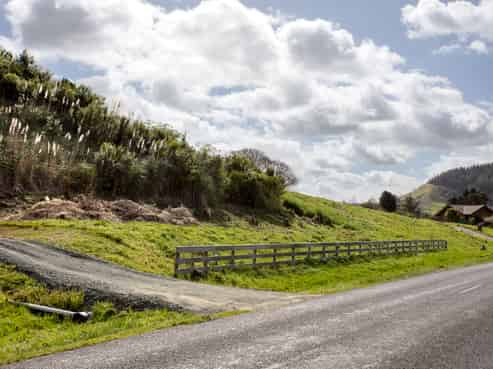 90 Riverside Road, Whataupoko