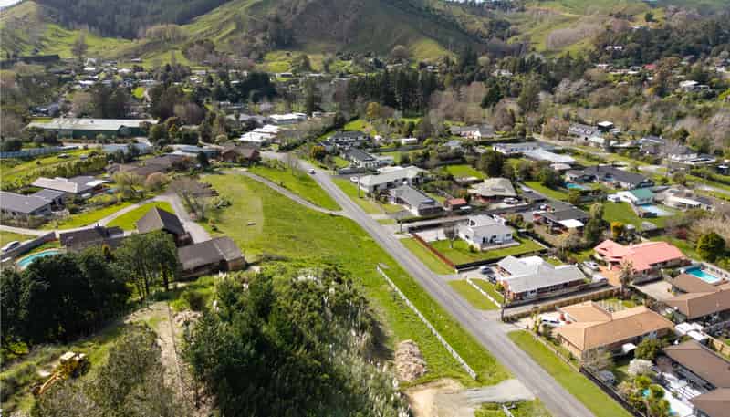 90 Riverside Road, Whataupoko