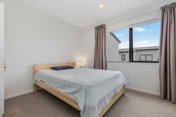 8 Katikati Drive, Manurewa
