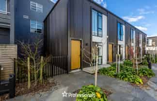 8/185 High Street, Hutt Central