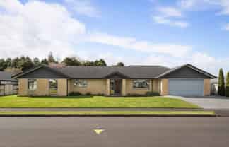 10 Nolan Place, Katikati