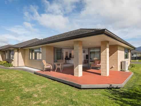 10 Nolan Place, Katikati