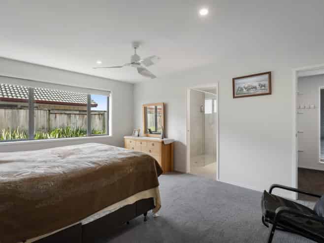 10 Nolan Place, Katikati