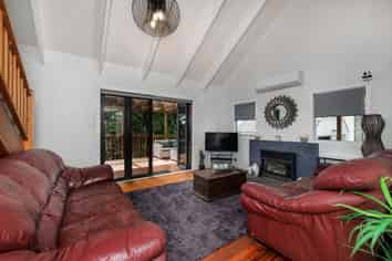 16 Causeway Road, Paihia