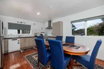 16 Causeway Road, Paihia