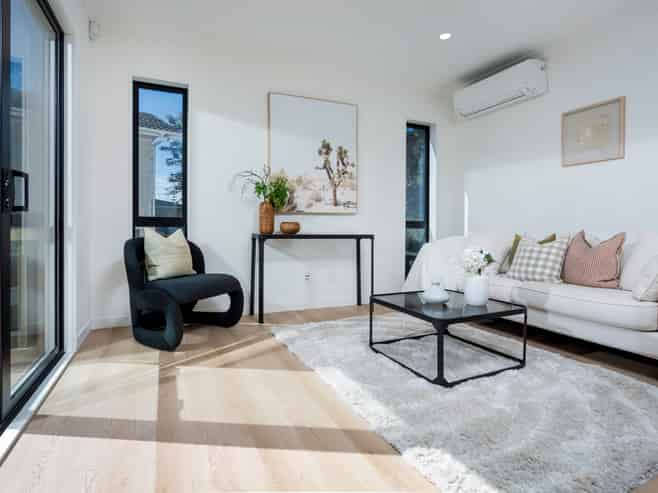 24B Scarlock Avenue, Browns Bay