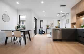 24B Scarlock Avenue, Browns Bay