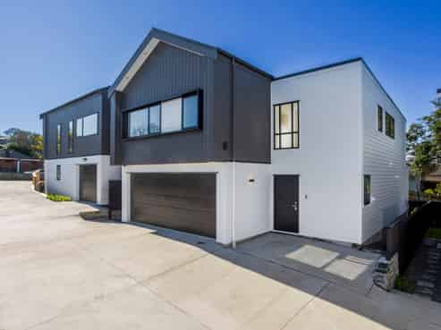 24B Scarlock Avenue, Browns Bay