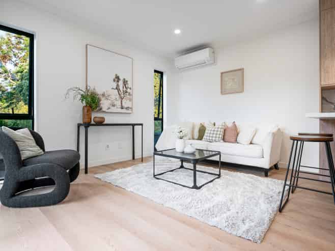 24B Scarlock Avenue, Browns Bay