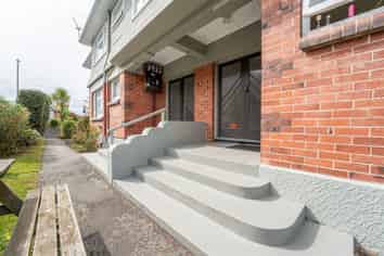 4/178 Le Cren Street, Seaview