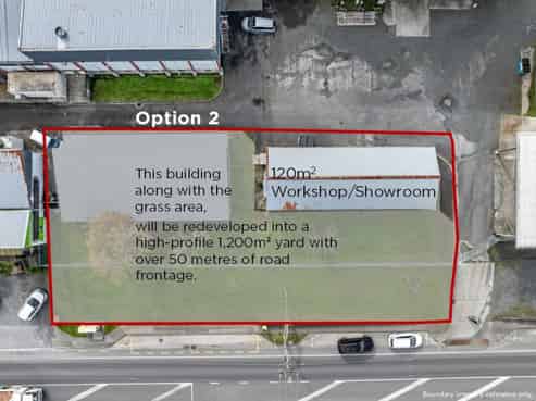 High visibility leasing opportunity!