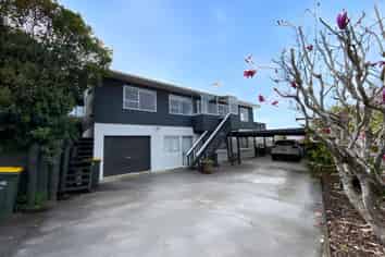 67 Polkinghorne Drive, Manly