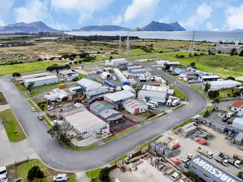 Functional industrial workshop – Ruakaka located